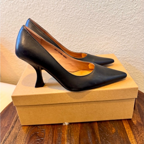 Bibi Lou Sheet Cake Heels size 38 (size 7 US) - Picture 2 of 11